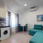 Zolotoy Bereg 5 Apartment *