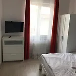Zolotoy Bereg 5 Апартаменты *