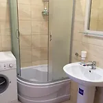 Апартаменти Zolotoy Bereg 5